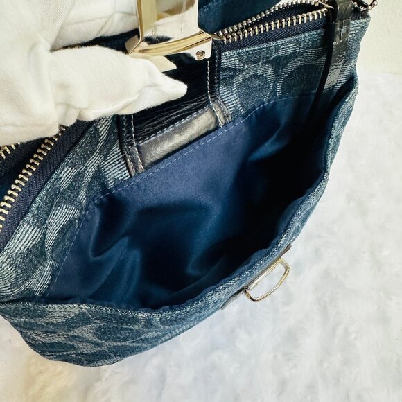 Coach Poppy Denim Signature Swingpack 46905 - Indigo Blue in EUC - Picture 11 of 13